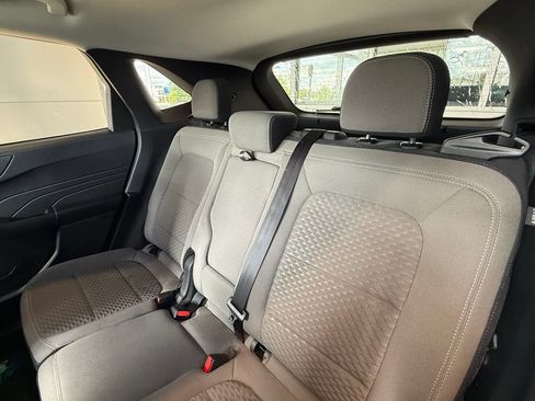 Used 2021 Ford Escape SE w/ SE Sport Appearance Package AWD/4WD image 17