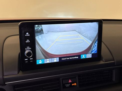 Used 2025 Honda Pilot EX-L image 24