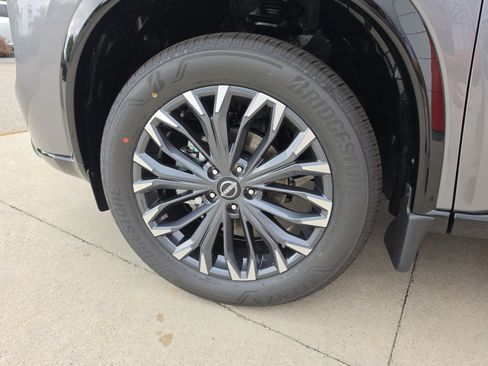 New 2026 Nissan Rogue Platinum AWD/4WD image 11