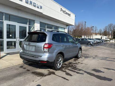 Used 2018 Subaru Forester 2.5i Touring w/ Popular Package #2 image 3