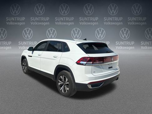 Used 2025 Volkswagen Atlas Cross Sport SE AWD/4WD image 32