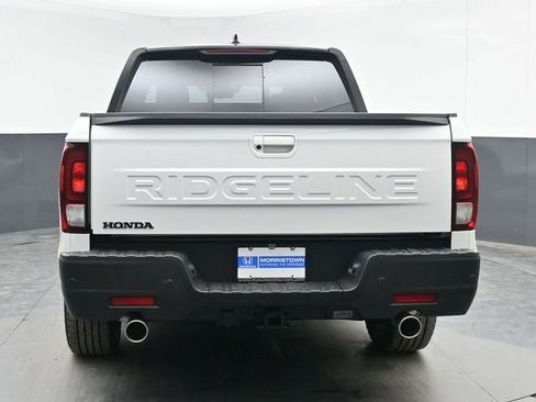 New 2026 Honda Ridgeline Black Edition image 9