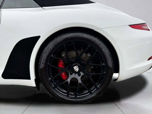 Used 2013 Porsche 911 Carrera S image 47