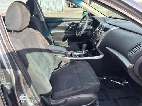 Used 2015 Nissan Altima 2.5 S w/ Special Edition Package image 13