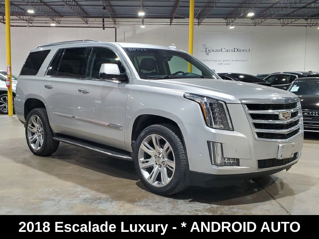 Used 2018 Cadillac Escalade Luxury RWD image 3