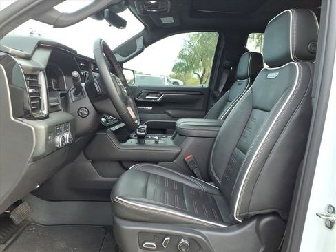 Certified 2024 GMC Sierra 1500 AT4X image 19