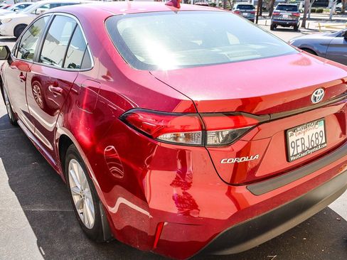 Used 2023 Toyota Corolla XLE FWD image 12