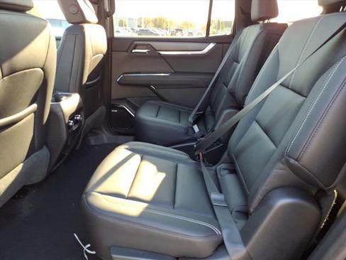 New 2026 GMC Acadia Elevation w/ Black Edition image 7