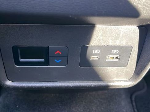 Used 2021 Nissan Rogue SL w/ Premium Package image 30