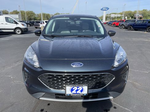 Used 2022 Ford Escape SE image 10
