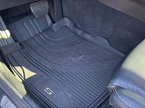 Used 2019 BMW 530i 530i w/ Convenience Package image 18