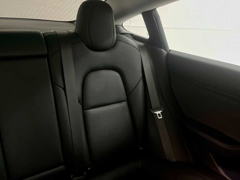 Used 2018 Tesla Model 3 Long Range RWD image 14