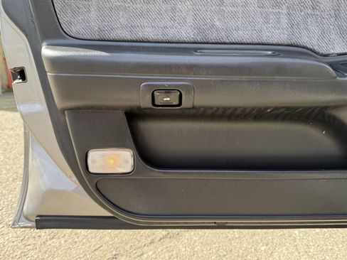 Used 1998 Nissan Maxima GXE FWD image 35