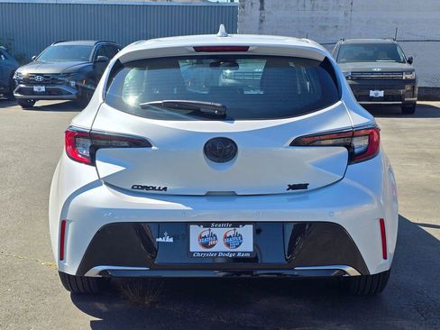 Used 2025 Toyota Corolla XSE FWD image 6