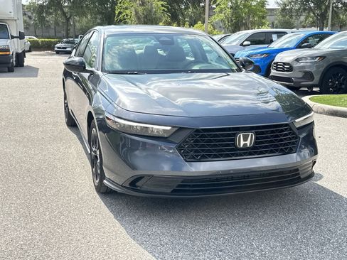 Used 2025 Honda Accord SE image 8