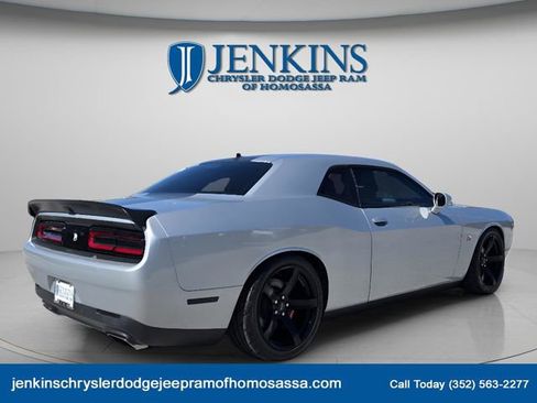 Certified 2023 Dodge Challenger R/T Scat Pack w/ Dynamics Package image 8