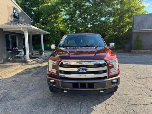 Used 2015 Ford F150 Lariat w/ Equipment Group 502A Luxury AWD/4WD image 2