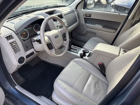 Used 2011 Ford Escape XLT w/ 203A Rapid Spec Order Code image 13