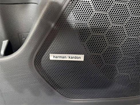 Used 2019 Subaru Outback 2.5i Limited image 10