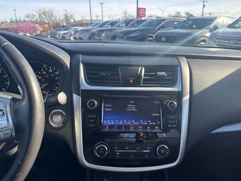 Used 2018 Nissan Altima 2.5 SR w/ SR Special Edition image 19