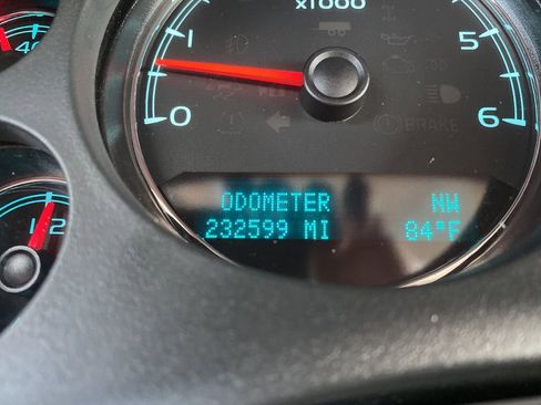Used 2009 Chevrolet Tahoe LS RWD image 6