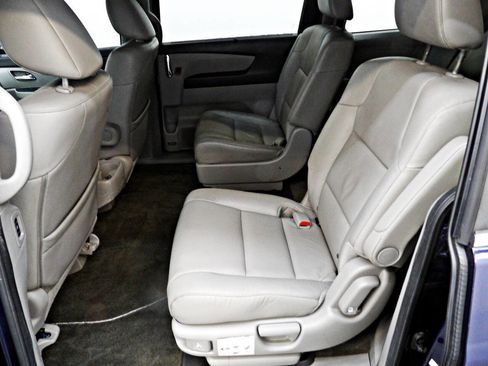 Used 2015 Honda Odyssey EX-L image 9