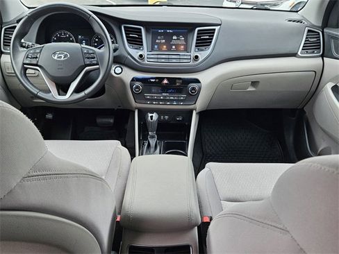 Used 2018 Hyundai Tucson Sport image 8
