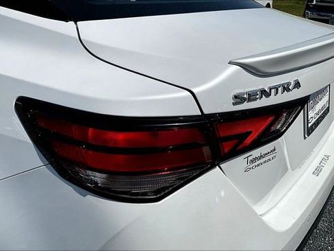 Used 2023 Nissan Sentra SR w/ SR Premium Package FWD image 22