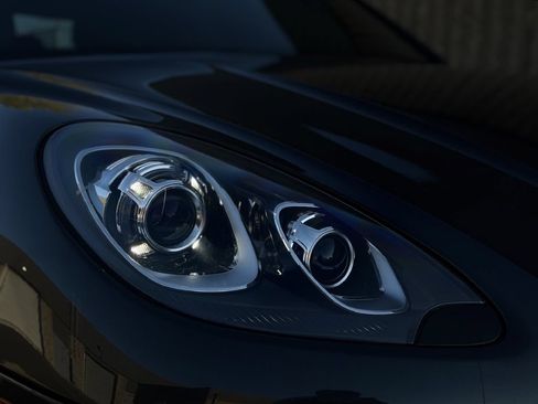 Used 2018 Porsche Macan S AWD/4WD image 28