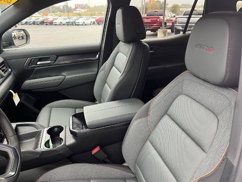 New 2026 GMC Terrain AT4 w/ Convenience Package III image 5