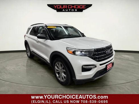 Used 2020 Ford Explorer XLT w/ Equipment Group 202A AWD/4WD image 10