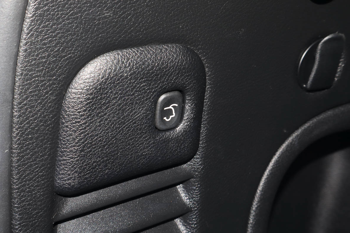 Used 2022 Jeep Grand Cherokee Laredo X RWD image 19