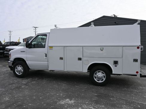 New 2025 Ford E-350 and Econoline 350 Super Duty w/ Power Equipment Group image 7