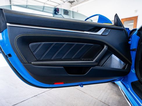 Used 2022 Porsche 911 Turbo S image 37