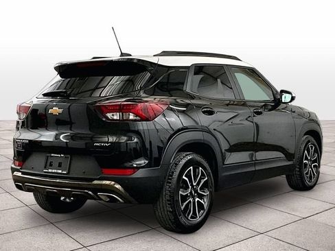 Used 2023 Chevrolet TrailBlazer ACTIV w/ Convenience Package FWD image 11