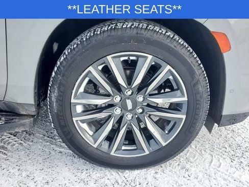 Used 2023 Cadillac Escalade ESV Sport Platinum image 8