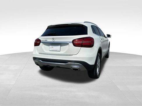 Used 2019 Mercedes-Benz GLA 250 w/ Premium Package image 5