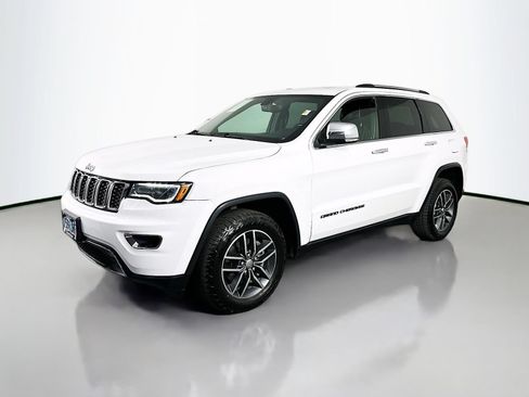 Used 2017 Jeep Grand Cherokee Limited w/ Luxury Group II AWD/4WD image 4