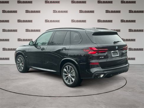 New 2026 BMW X5 xDrive40i w/ M Sport Package image 3