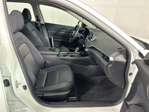 Certified 2025 Nissan Altima 2.5 S image 28