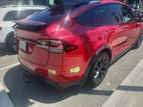 Used 2023 Tesla Model X AWD/4WD image 4