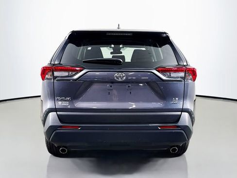 Used 2024 Toyota RAV4 LE AWD/4WD image 7
