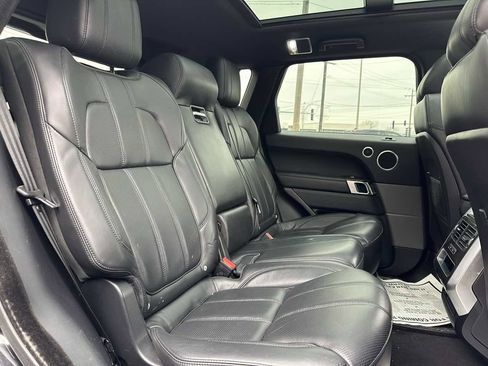 Used 2016 Land Rover Range Rover Sport HSE image 37
