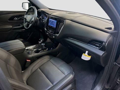 Used 2023 Chevrolet Traverse RS AWD/4WD image 32