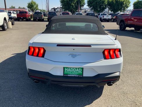 Used 2024 Ford Mustang Premium RWD image 9