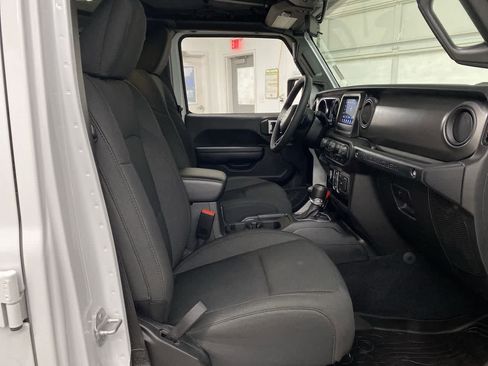 Used 2023 Jeep Wrangler Sport S AWD/4WD image 18