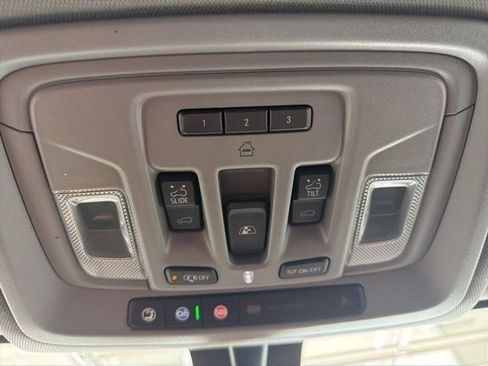 Used 2022 GMC Sierra 2500 SLT w/ SLT Convenience Package AWD/4WD image 20