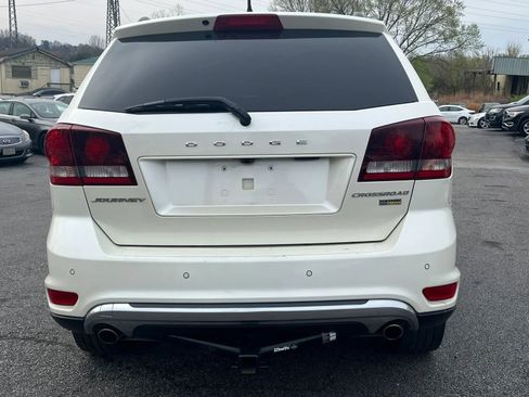 Used 2017 Dodge Journey Crossroad FWD image 6