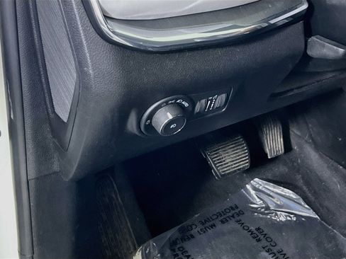 Used 2022 Jeep Compass Limited AWD/4WD image 10