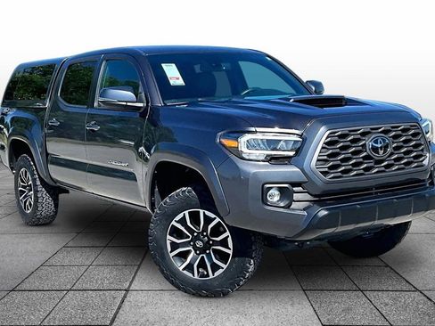 Used 2021 Toyota Tacoma TRD Sport w/ TRD Premium Sport Package AWD/4WD image 2